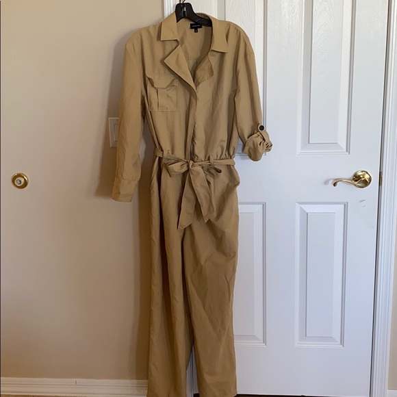 Who What Wear Pants - WHO WHAT WEAR KHAKI LONG SLEEVE JUMPSUIT SZ LARGE